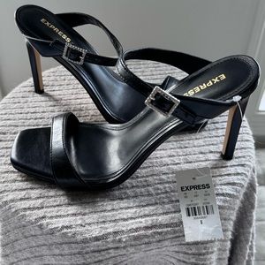 Express black womens heels size 8 *NWT*